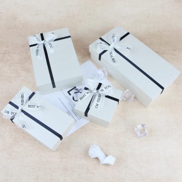 Present Wrapping Boxes